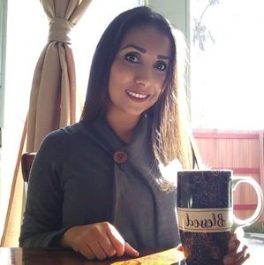 Meet your Posher, Isabel